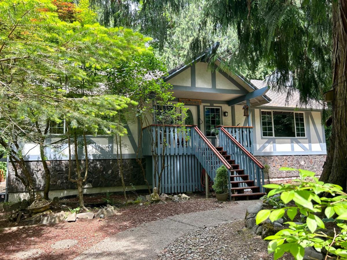 Cozy Bird House W Big Screen! Mount Hood Village エクステリア 写真