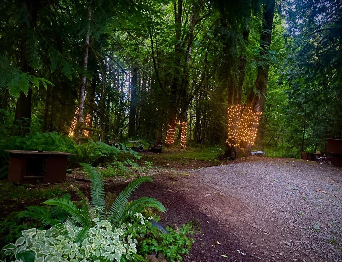 Cozy Bird House W Big Screen! Mount Hood Village エクステリア 写真