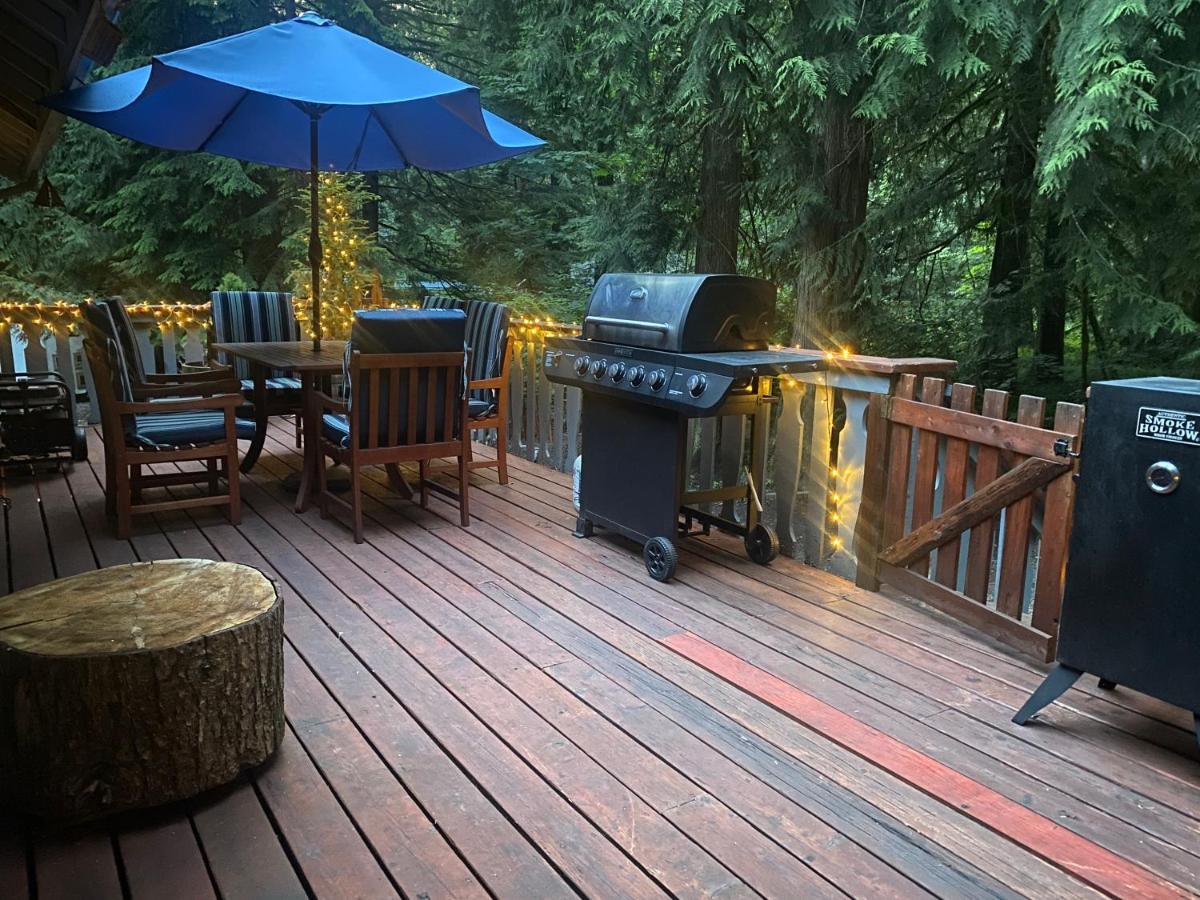 Cozy Bird House W Big Screen! Mount Hood Village エクステリア 写真
